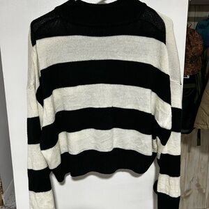 H&M Black and White Striped Turtleneck Crop Sweater
